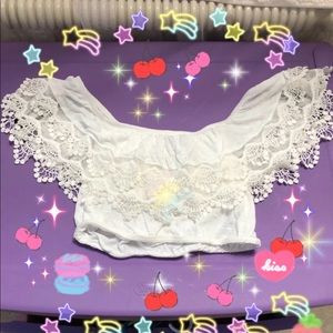 White lace stretchy crop top s